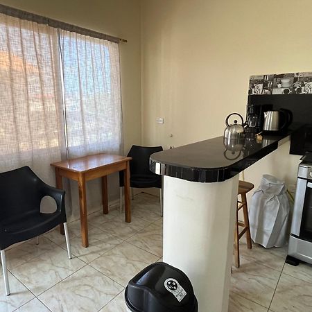 Apartahotel Casa Soleil Puerto Villamil Cameră foto