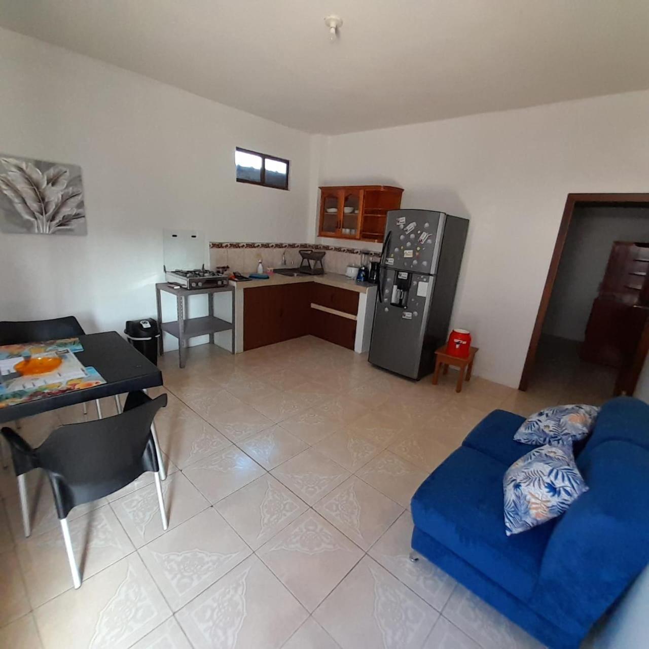 Apartahotel Casa Soleil Puerto Villamil Cameră foto